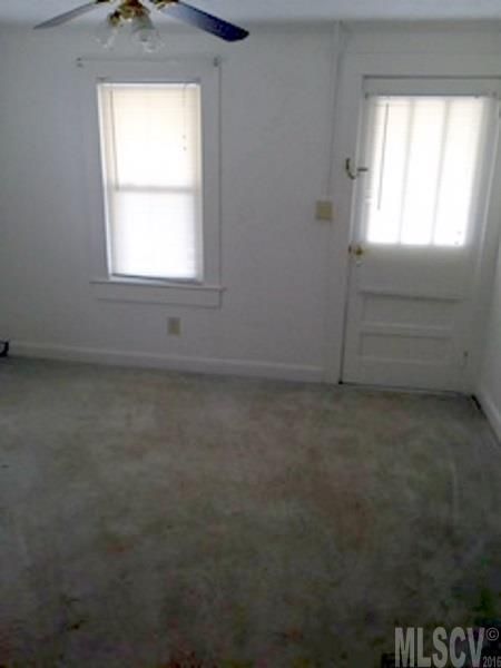 2433 2nd Ave SW, Hickory, NC 28602