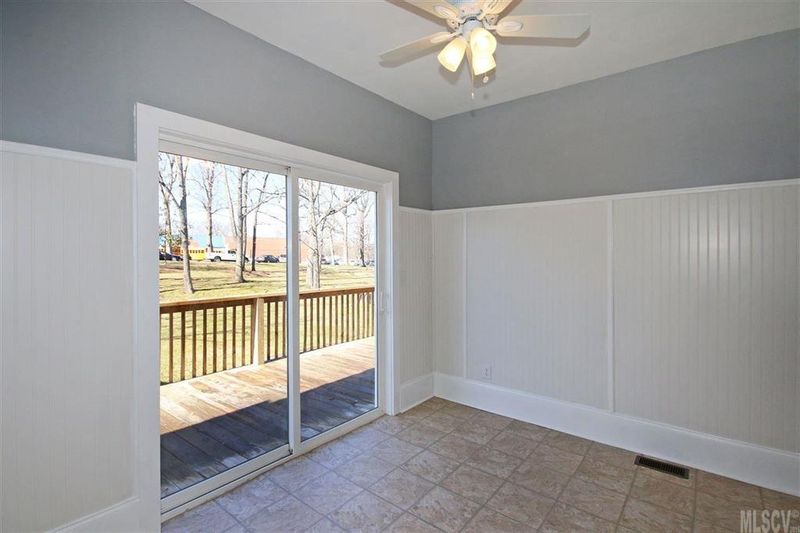 123 Little Wilkesboro Rd, Harmony, NC 28634
