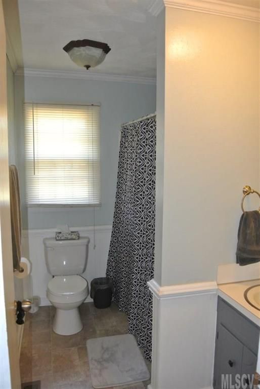 3078 Montclair Dr, Claremont, NC 28610