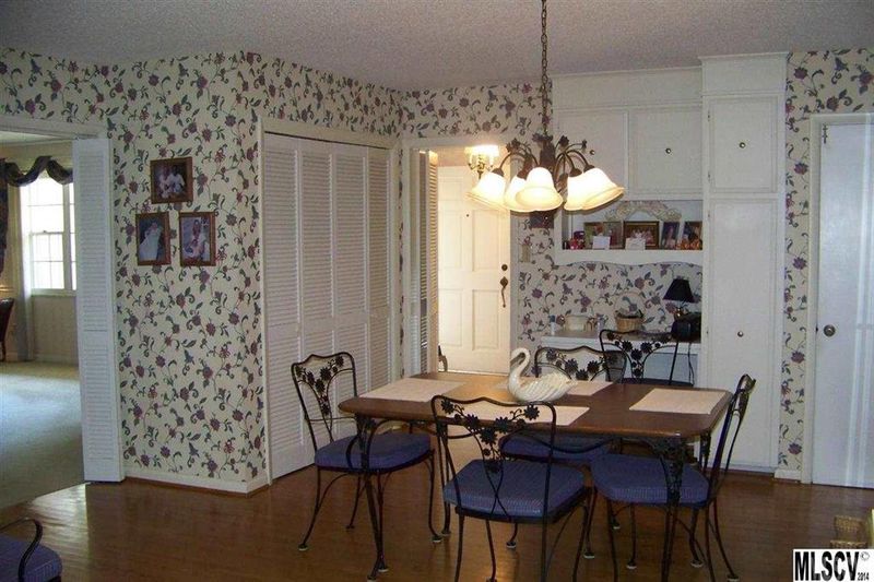 2561 Eagle Dr NE, Conover, NC 28613