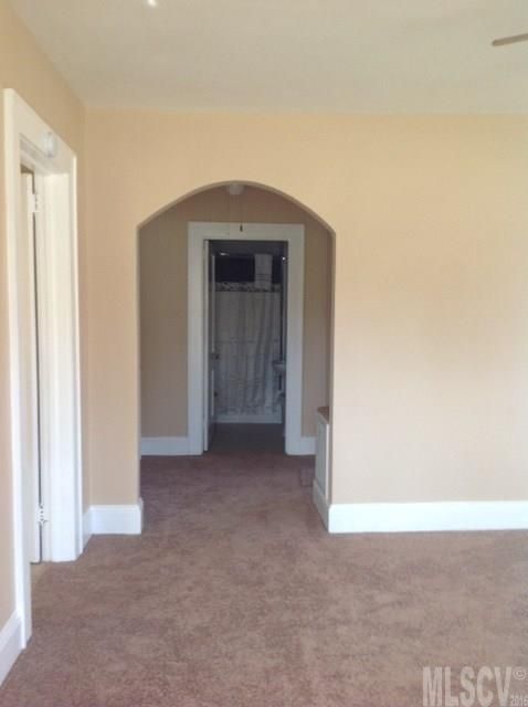 1469 14th Ave NE, Hickory, NC 28601