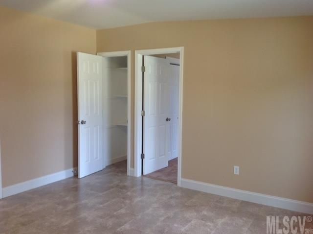 1469 14th Ave NE, Hickory, NC 28601