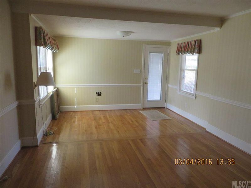 307 Roberta Ave, Lincolnton, NC 28650