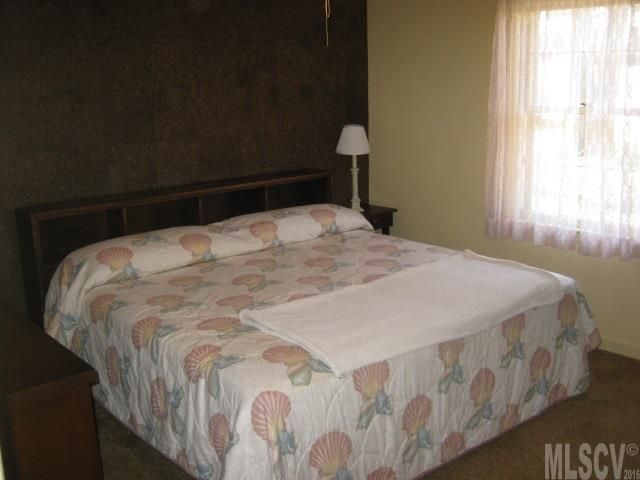 2440 17th St NE #x, Hickory, NC 28601