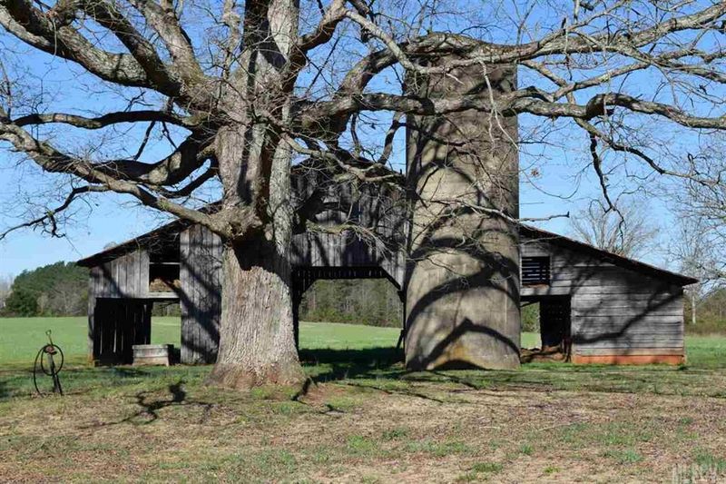 1306 Cat Square Rd, Vale, NC 28168