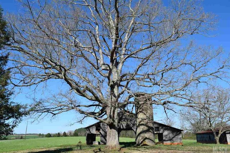 1306 Cat Square Rd, Vale, NC 28168