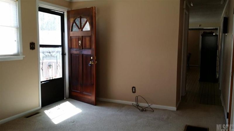 2338 Coley Fish Pond Rd, Newton, NC 28658