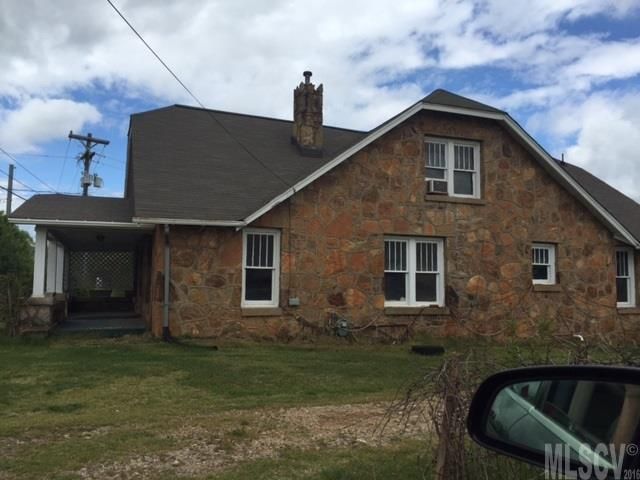 2251 Highland Ave, Hickory, NC 28601