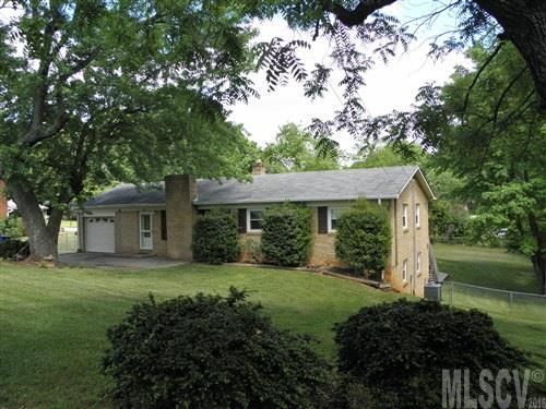 1003 2nd St SE, Conover, NC 28613