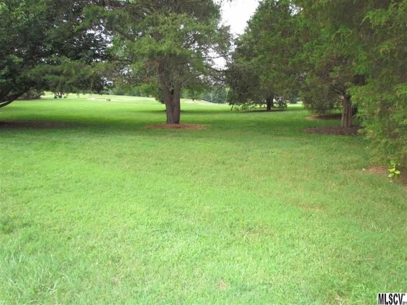 2436 Eagle Dr NE #11, Conover, NC 28613