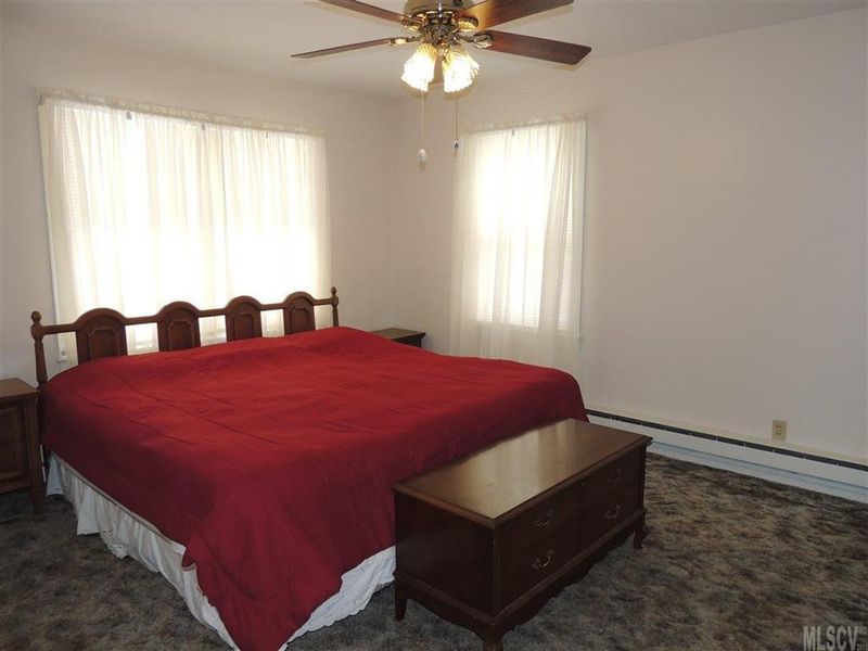 1003 7th Ave SW, Conover, NC 28613
