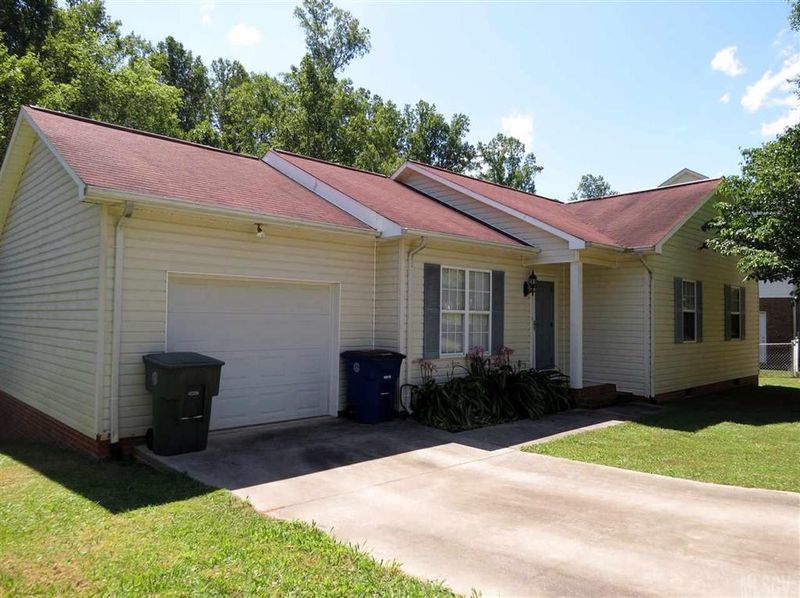 1209 Coventry Pl, Conover, NC 28613