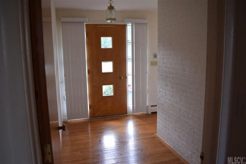 4098 Springs Rd, Conover, NC 28613