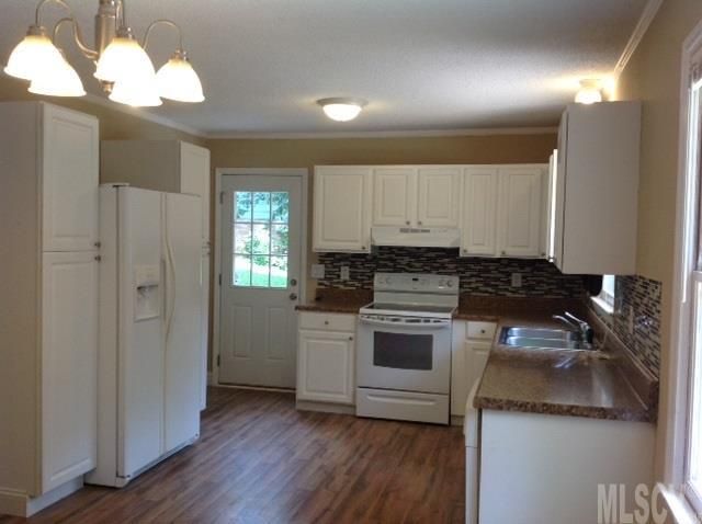 3932 22nd St NE, Hickory, NC 28601