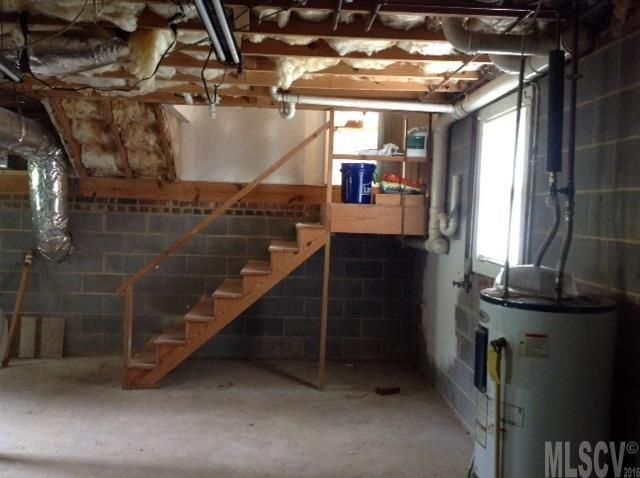 3932 22nd St NE, Hickory, NC 28601