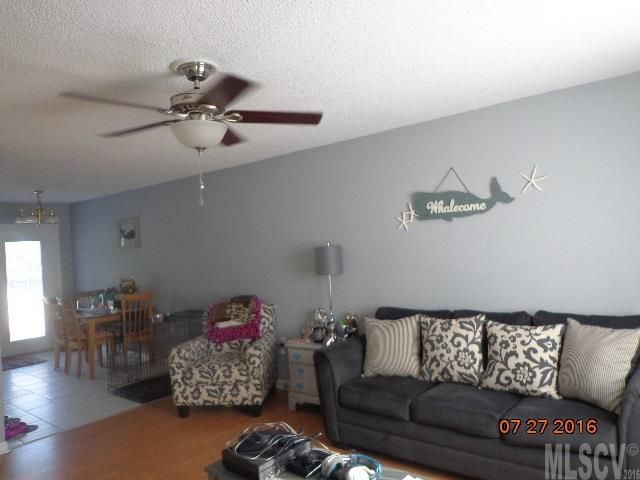 4458 Sulphur Springs Rd, Hickory, NC 28601