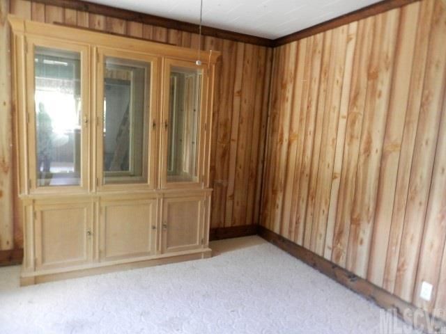 76 13th St SE, Hickory, NC 28602