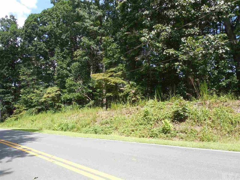 1401 Fairway Dr #3, Newton, NC 28658
