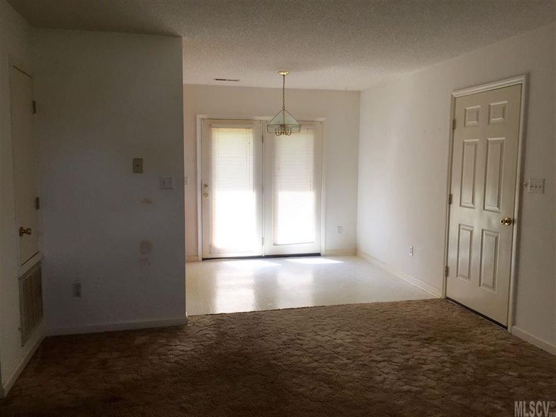 5209 Canterbury Dr, Conover, NC 28613
