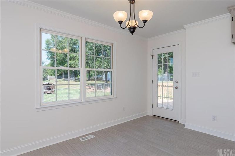 2232 Picnic Dr, Newton, NC 28658