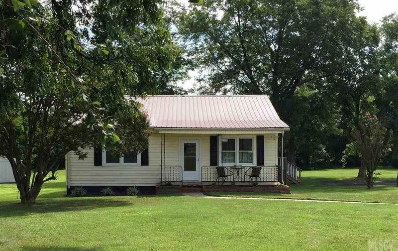 1340 Normandy St, Conover, NC 28613