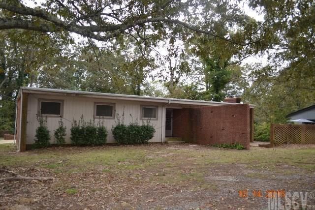 3258 21st Ave NE, Hickory, NC 28601