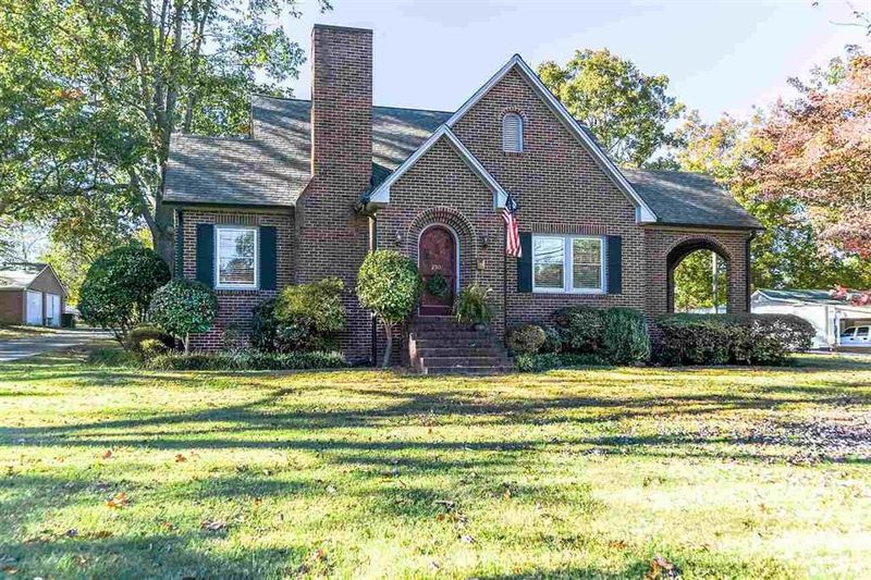 2511 E Hwy 150, Lincolnton, NC 28092