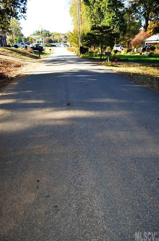 1009 7th Ave SW, Conover, NC 28613