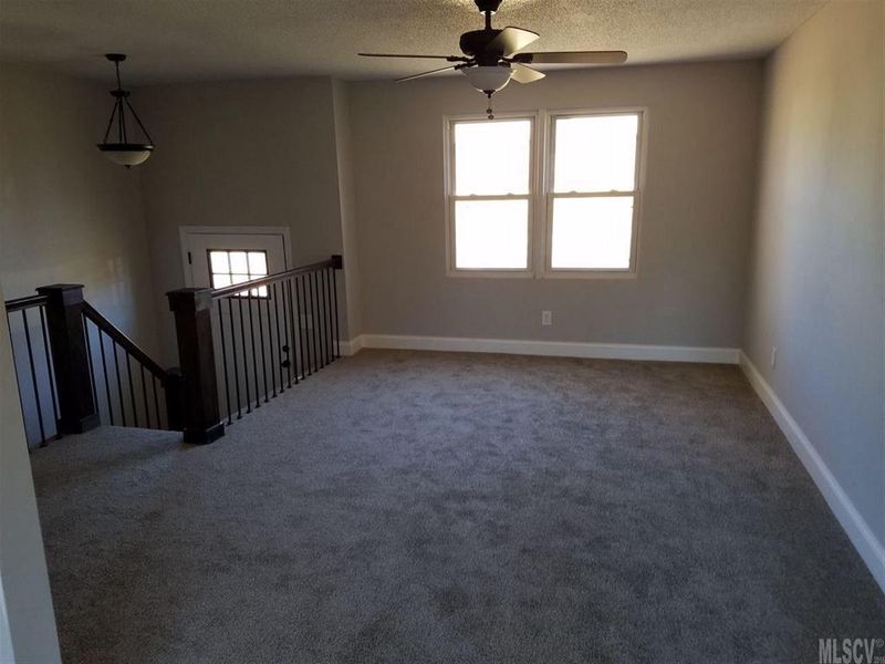171 8th Avenue Dr SW, Conover, NC 28613