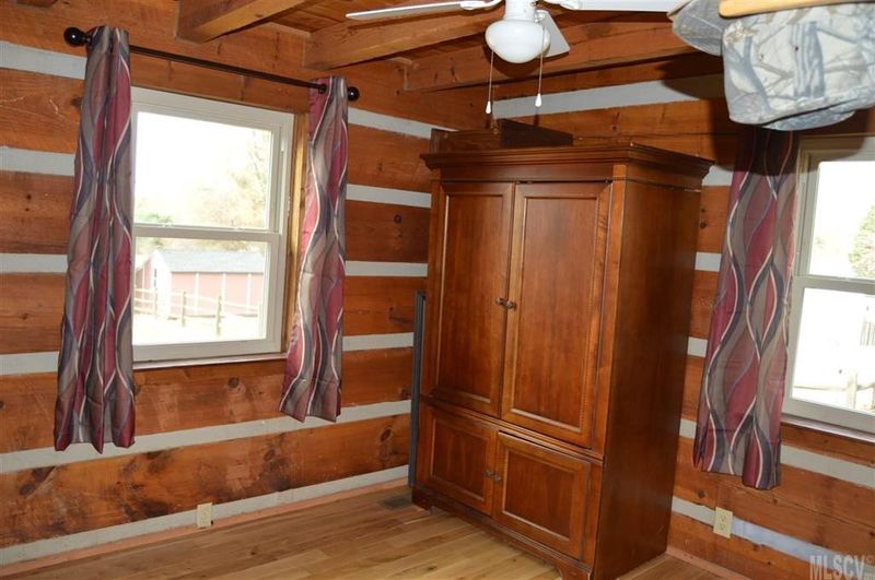 3687 County Home Rd, Conover, NC 28613