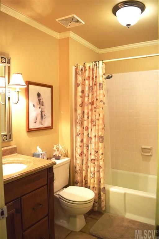 4969 Kennedy St, Hickory, NC 28602