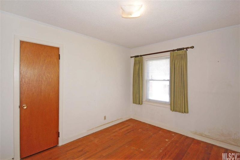 1935 E Broad St, Statesville, NC 28625
