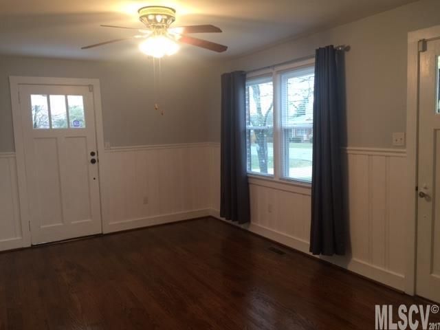 20 39th Avenue Ct NW, Hickory, NC 28601