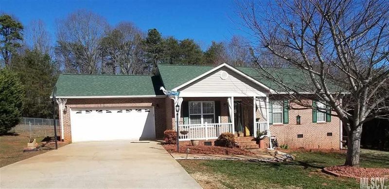 3718 Logans Rn, Claremont, NC 28610