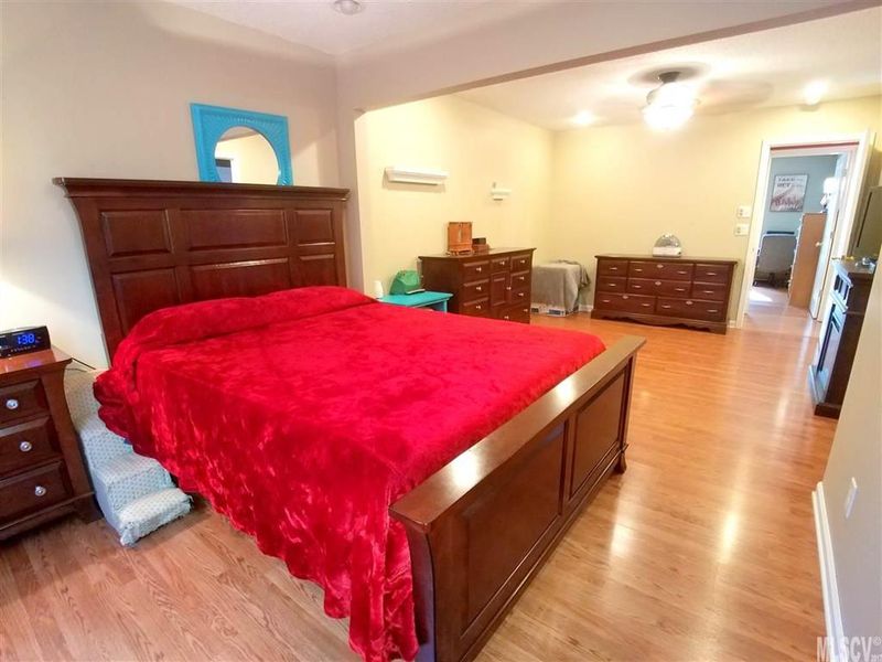 3718 Logans Rn, Claremont, NC 28610