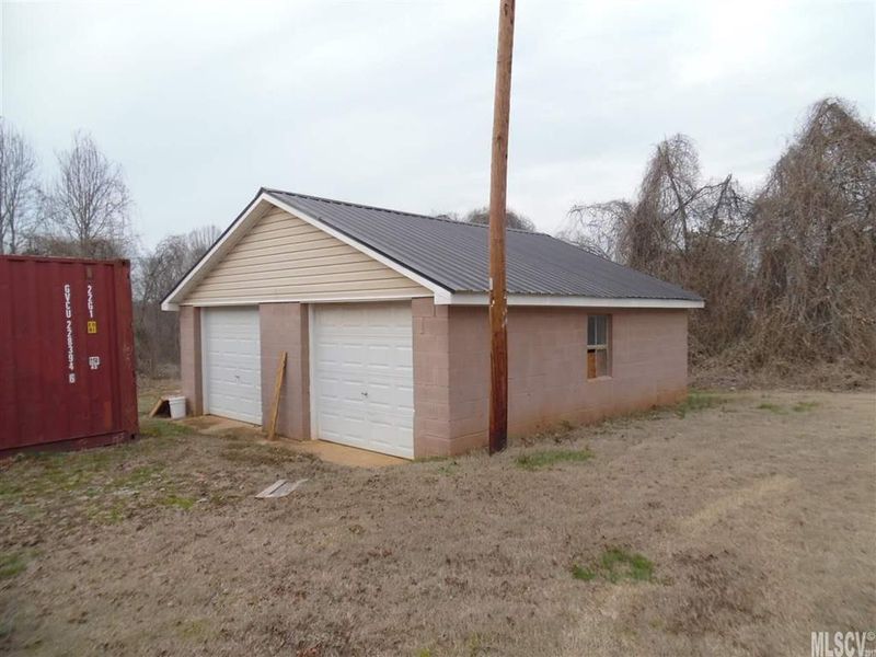 2198 Claremont Rd, Newton, NC 28658
