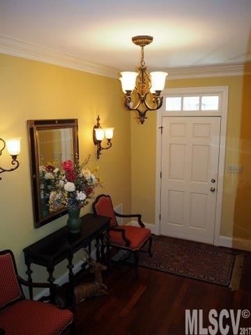 920 10th Ave Dr NW, Hickory, NC 28601