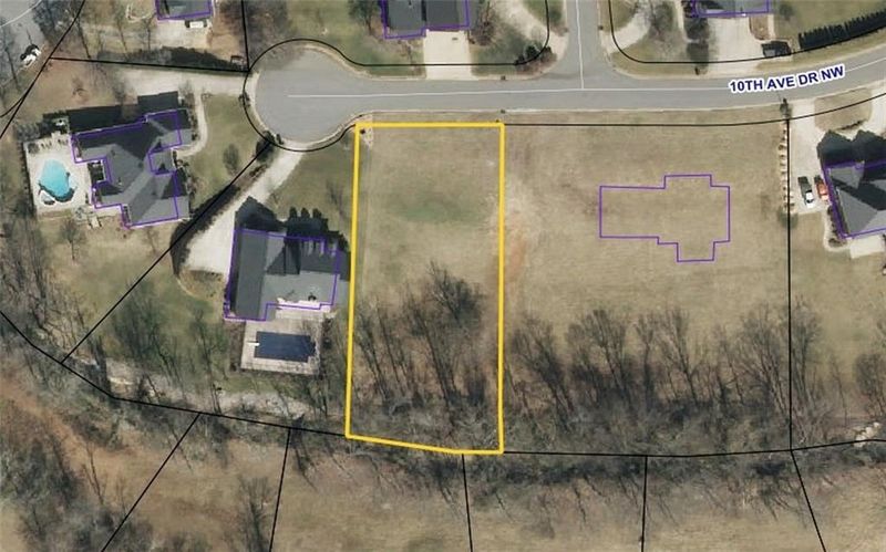 1053 10th Ave Dr NW #13, Hickory, NC 28601