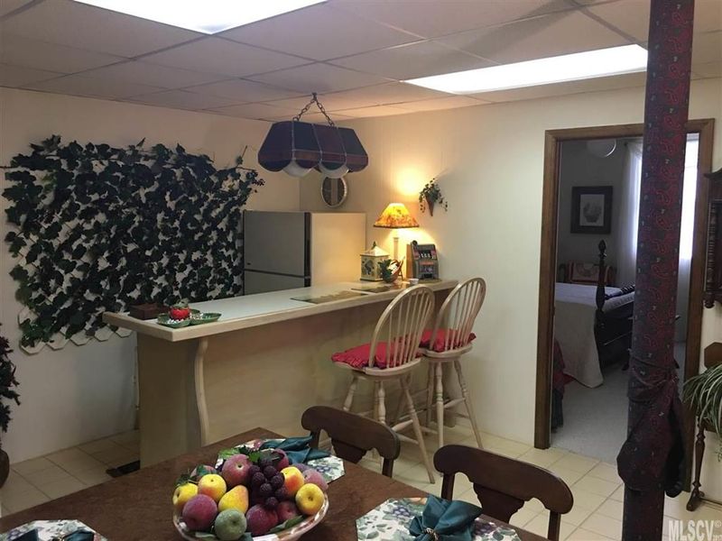 601 Rock Barn Rd NE, Conover, NC 28613