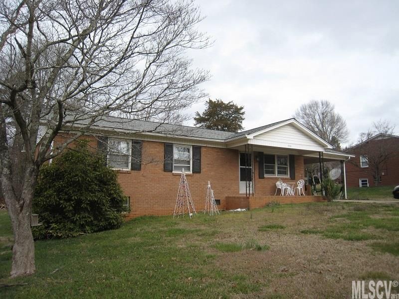 3024 Phifer St, Claremont, NC 28610