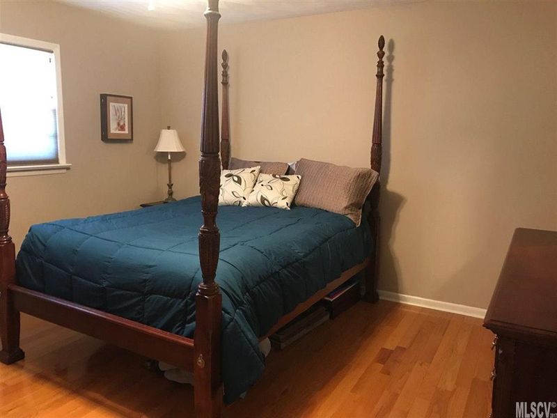 85 38th Ave NW, Hickory, NC 28601