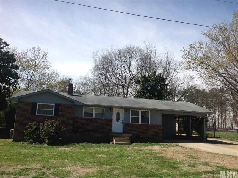 5165 Mays St, Conover, NC 28613