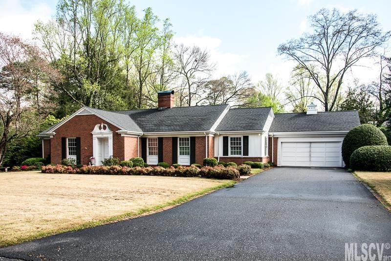 178 17th Ave NW, Hickory, NC 28601
