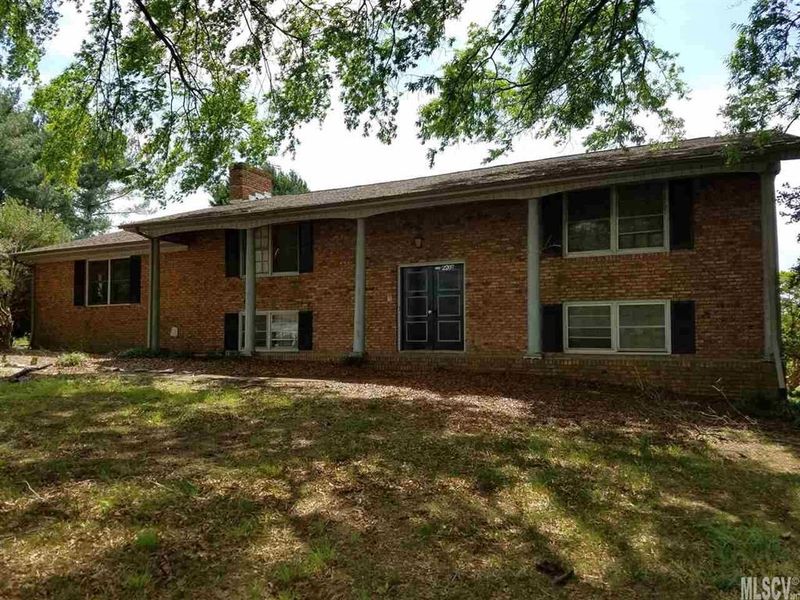 2207 Water Plant Rd, Maiden, NC 28650