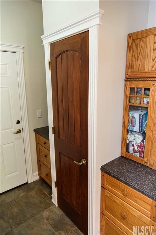 1721 10th Street Ct NW, Hickory, NC 28601