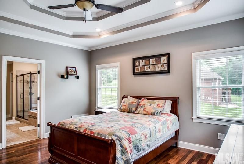 1240 Willow Creek Dr, Newton, NC 28658