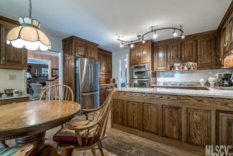 1010 13th Avenue Pl NW, Hickory, NC 28601