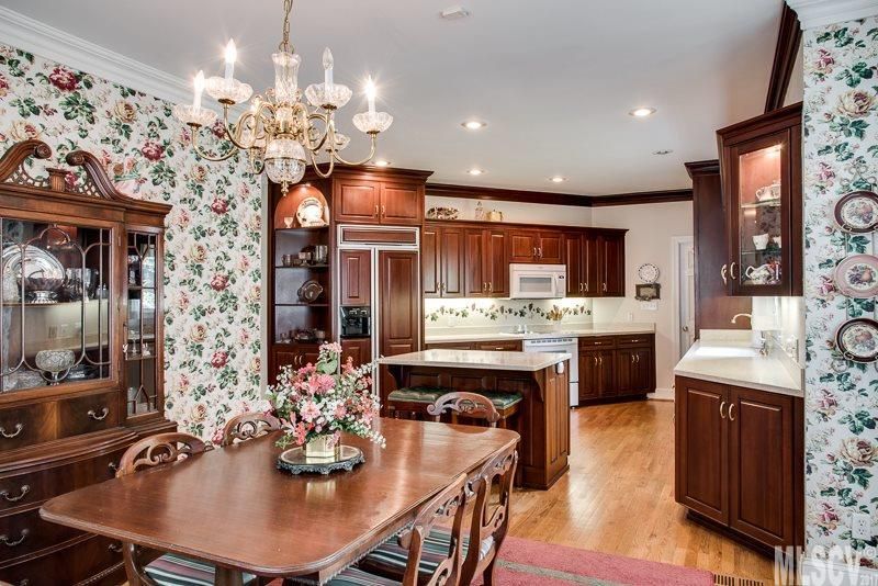 9 6th Ave NW, Hickory, NC 28601