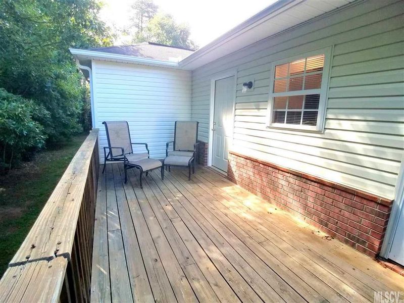 2547 26th Ave NE #E2, Hickory, NC 28601