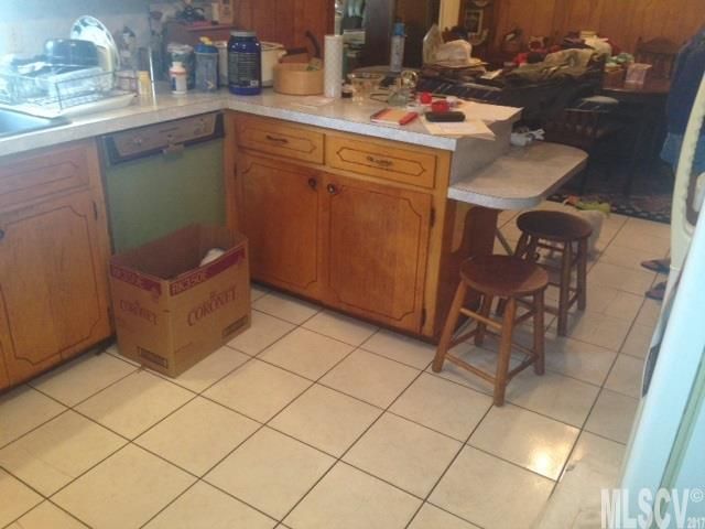 706 13th St Pl NW, Conover, NC 28613